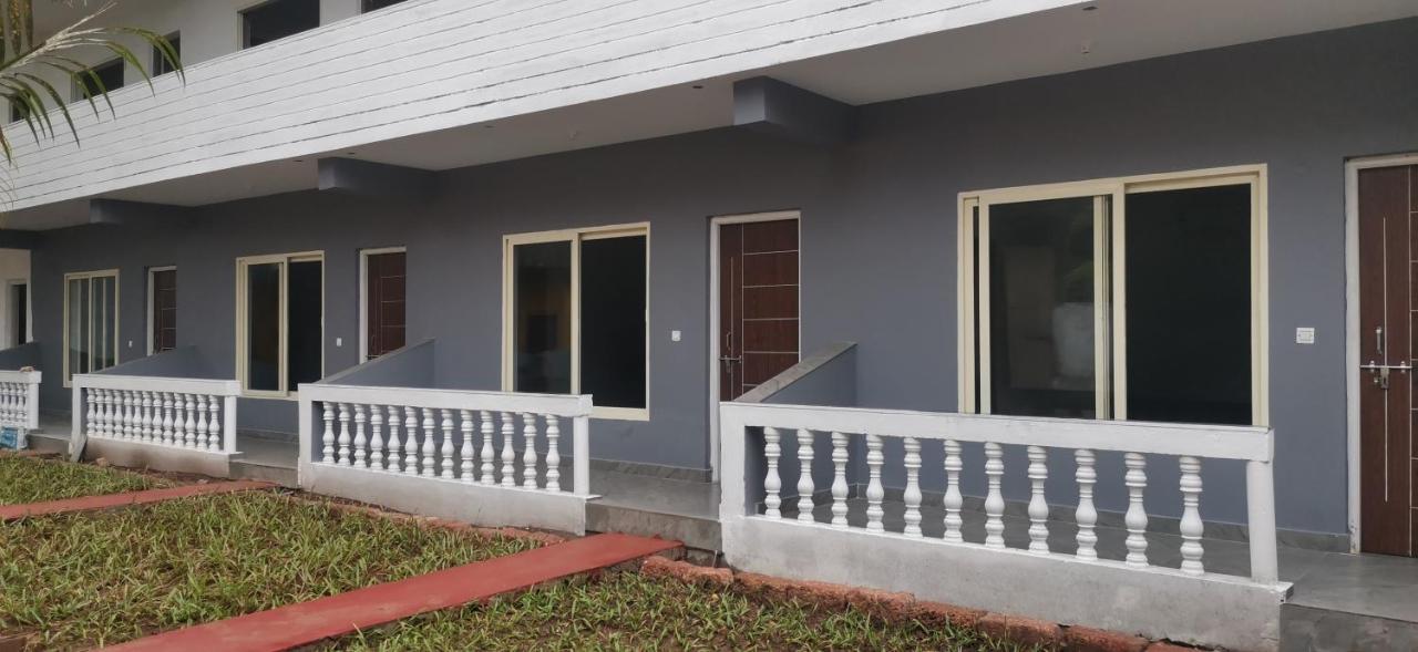 Cocks Town Otel Arambol Dış mekan fotoğraf